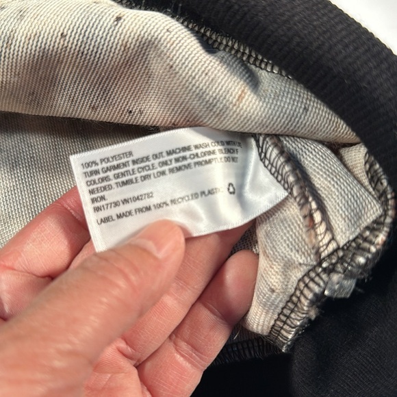 Leopard pattern top. Extremely stylish - Picture 7 of 8